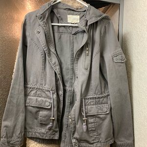 Grey/green light jacket